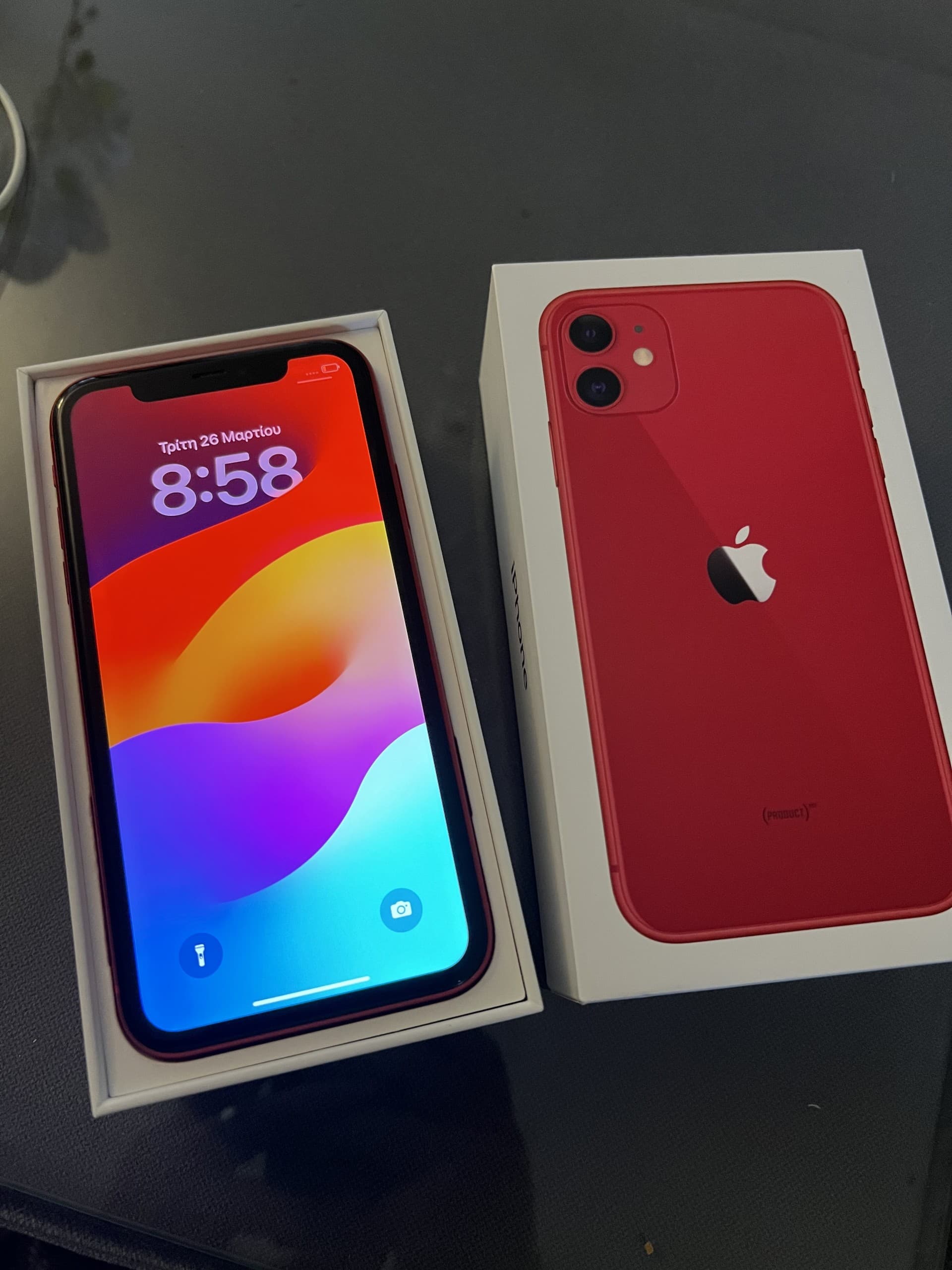 Apple iPhone 11 64GB Red