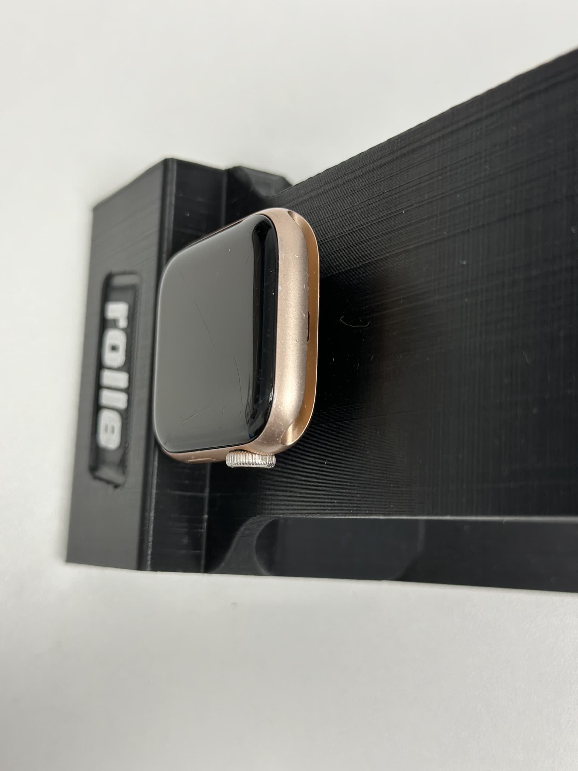 Apple Watch Series 6 Aluminum 44mm 32GB Gold