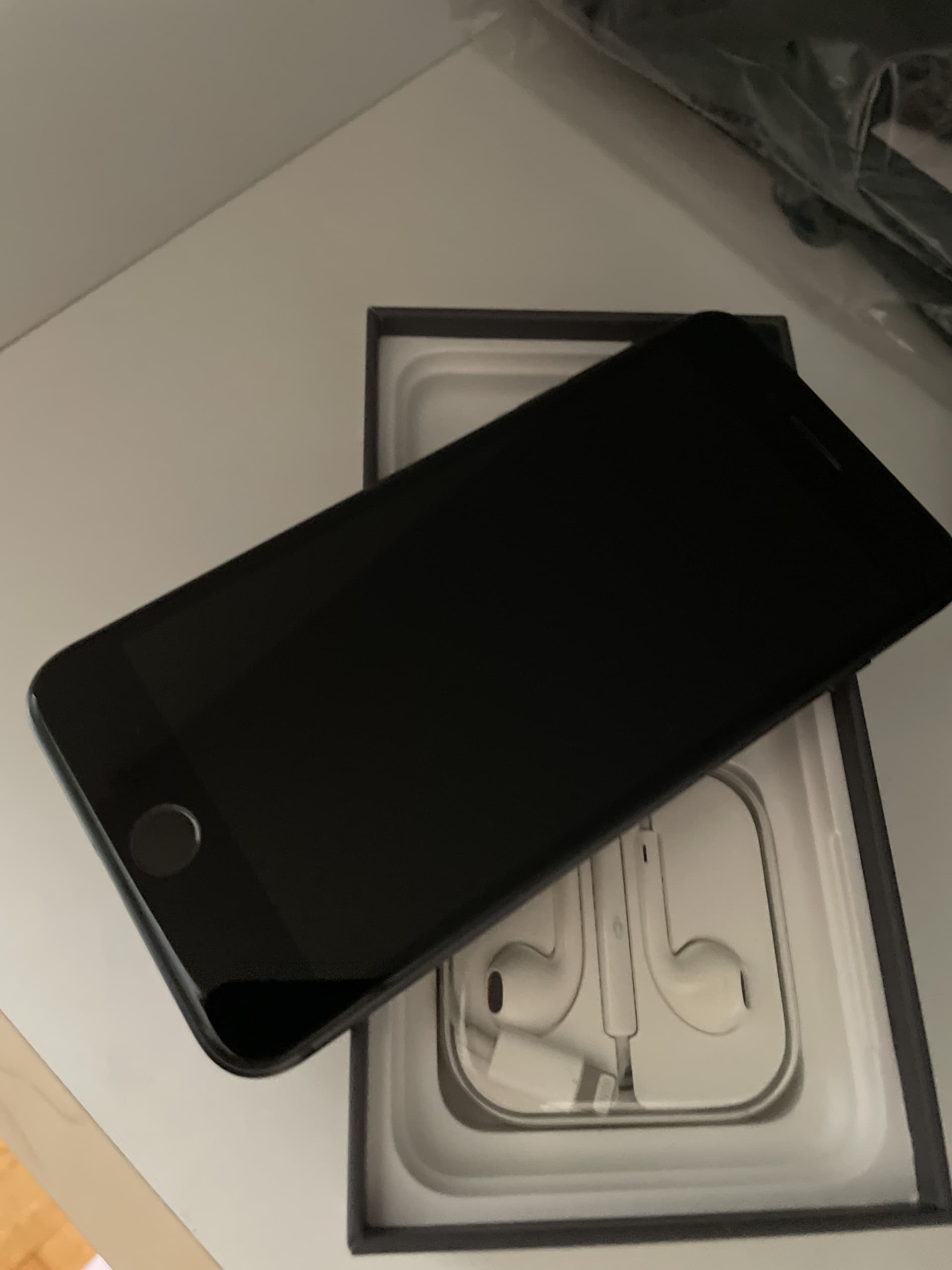 Apple iPhone 8 Plus 64GB Space Gray
