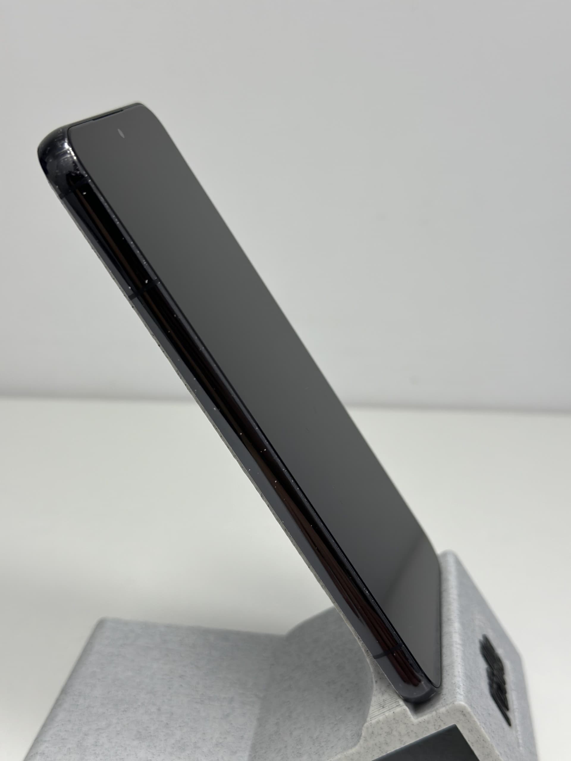 Samsung Galaxy S22 5G 128GB Phantom Black