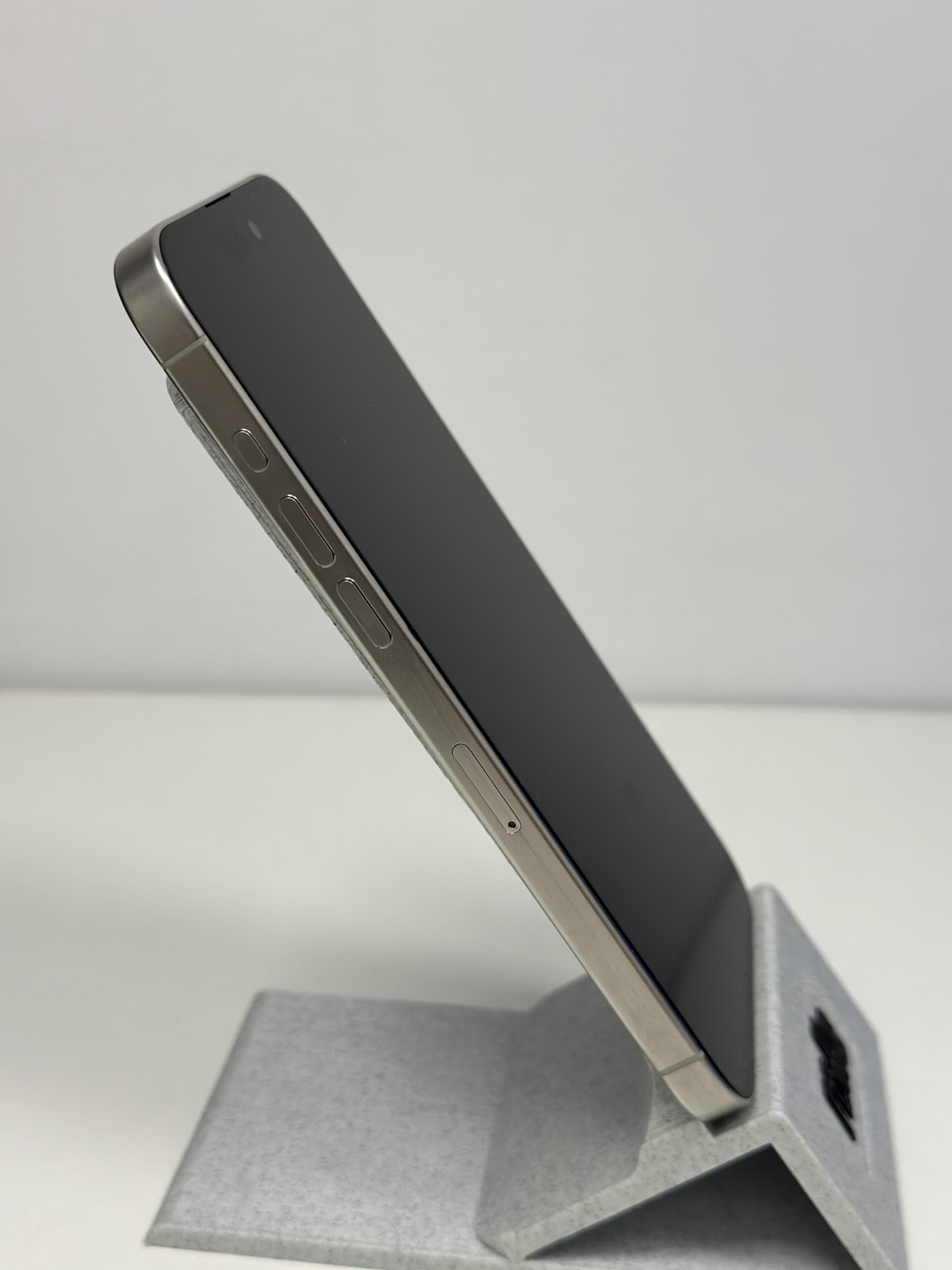 Apple iPhone 15 Pro Max 256GB White Titanium