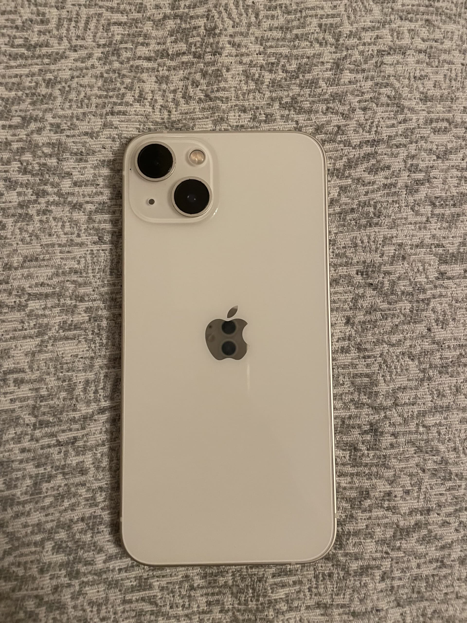 Apple iPhone 13 128GB Starlight