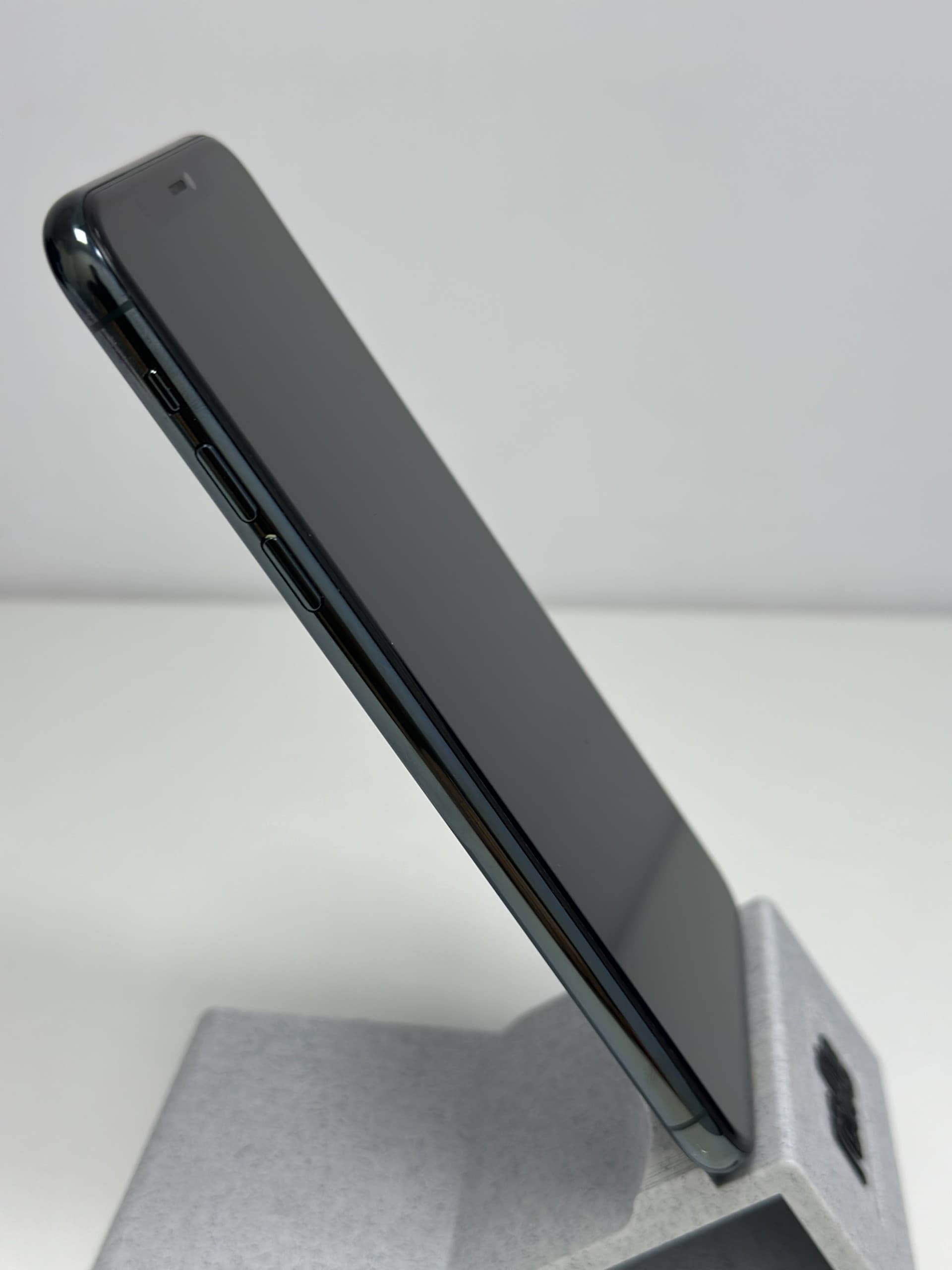 Apple iPhone 11 Pro Max 64GB Matte Midnight Green