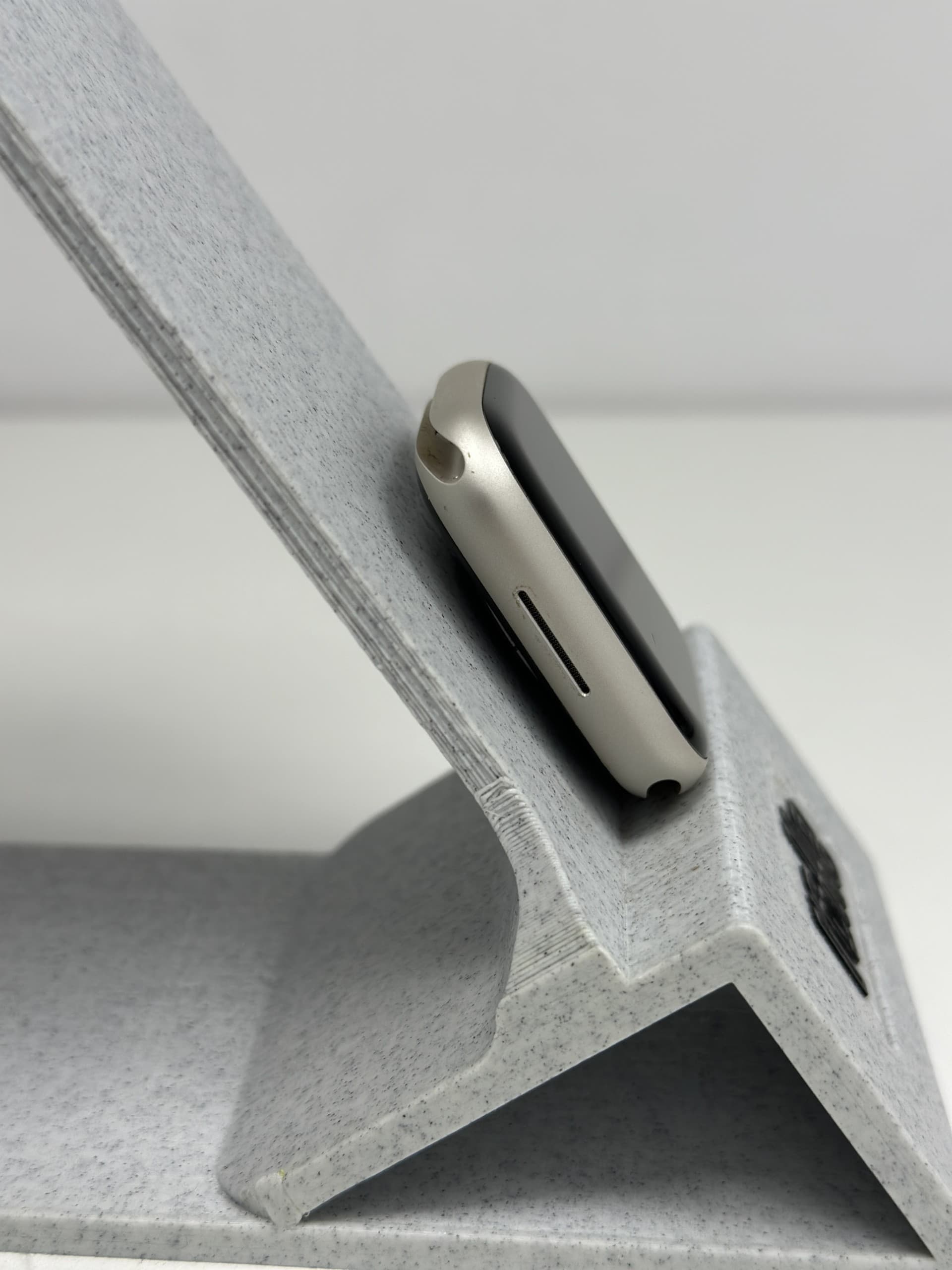 Apple Watch Series 7 Aluminum 45mm 32GB Starlight