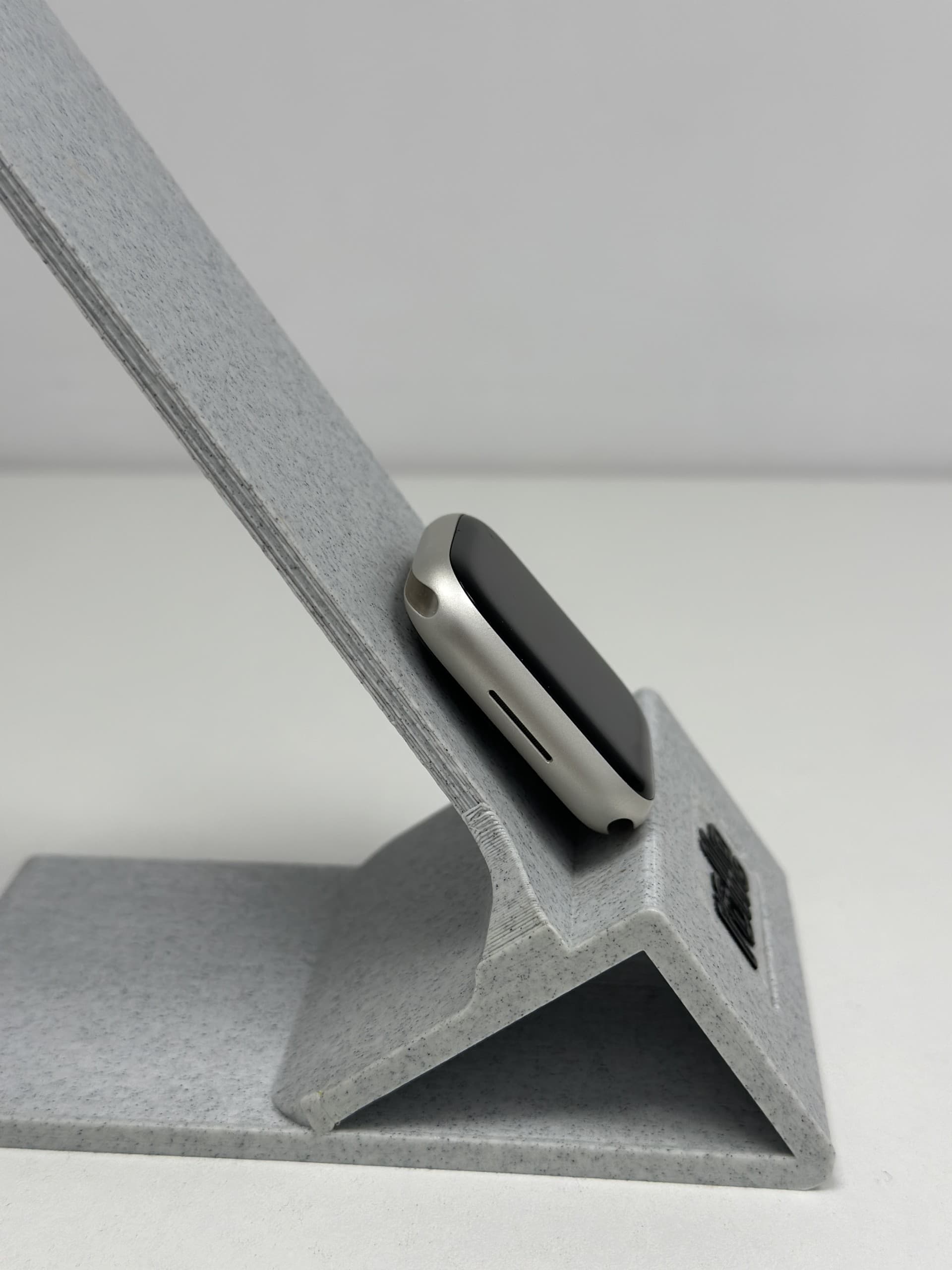 Apple Watch Series 7 Aluminum 45mm 32GB Starlight