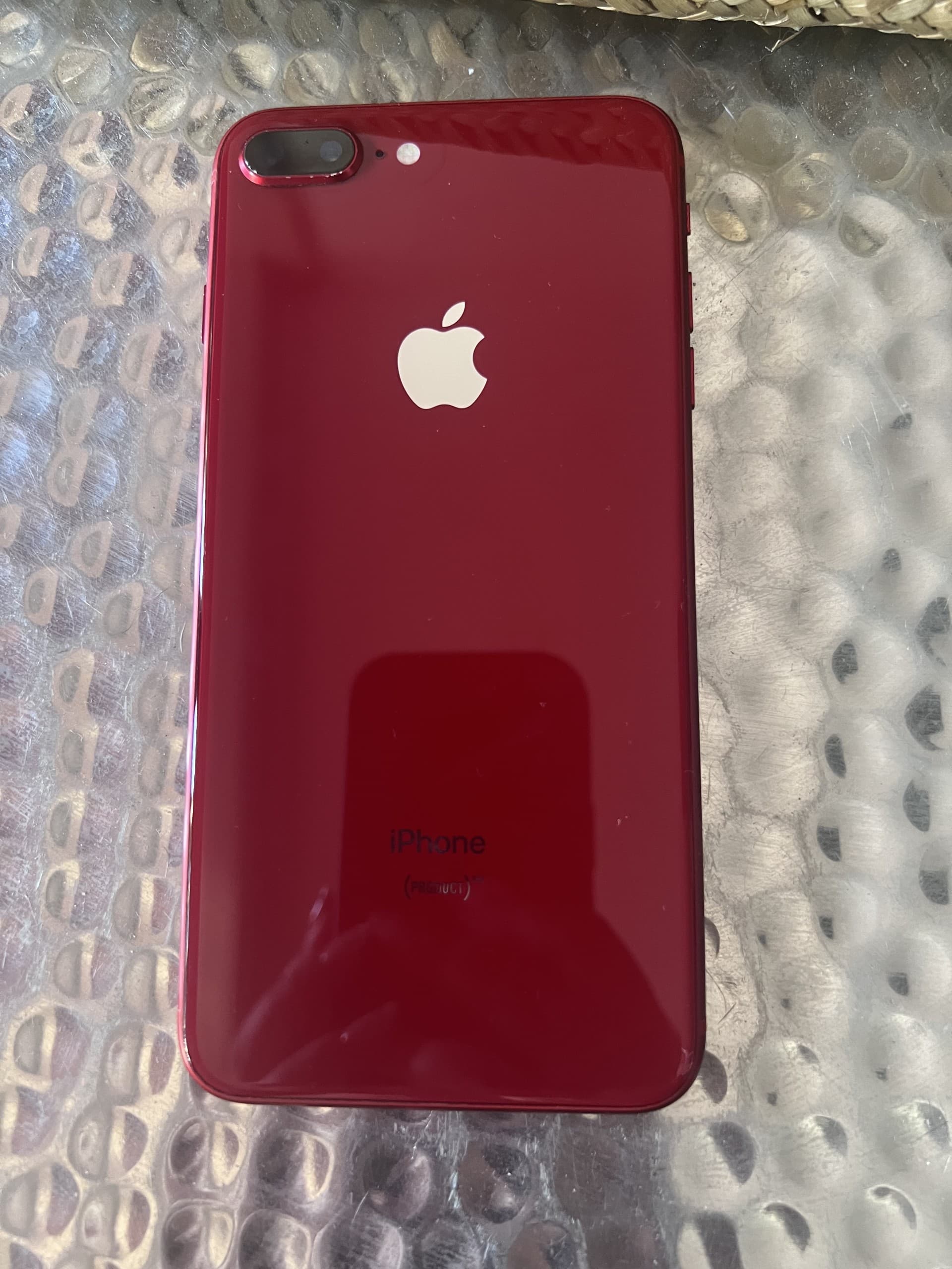 Apple iPhone 8 Plus 64GB Red