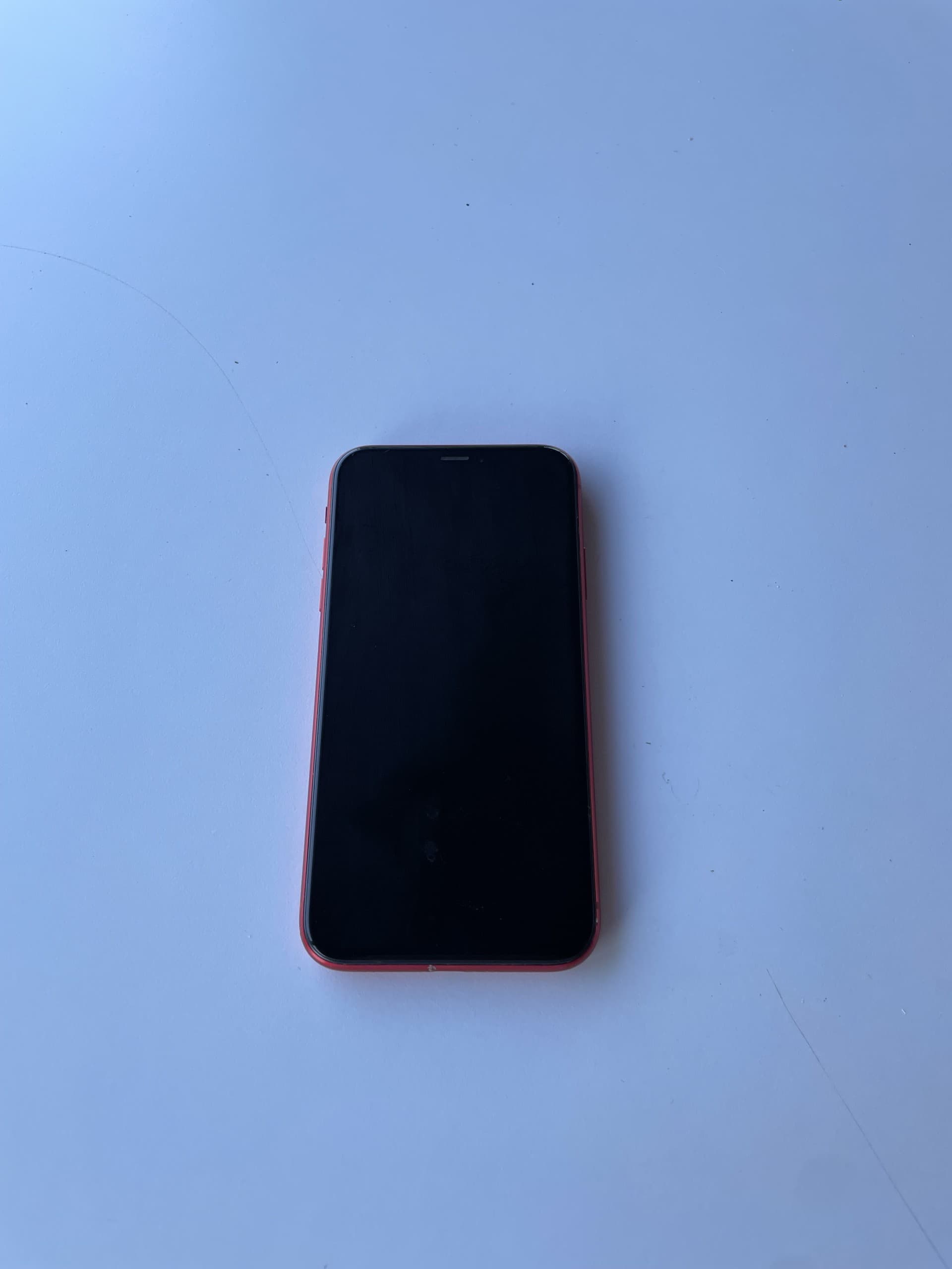 Apple iPhone XR 64GB Red