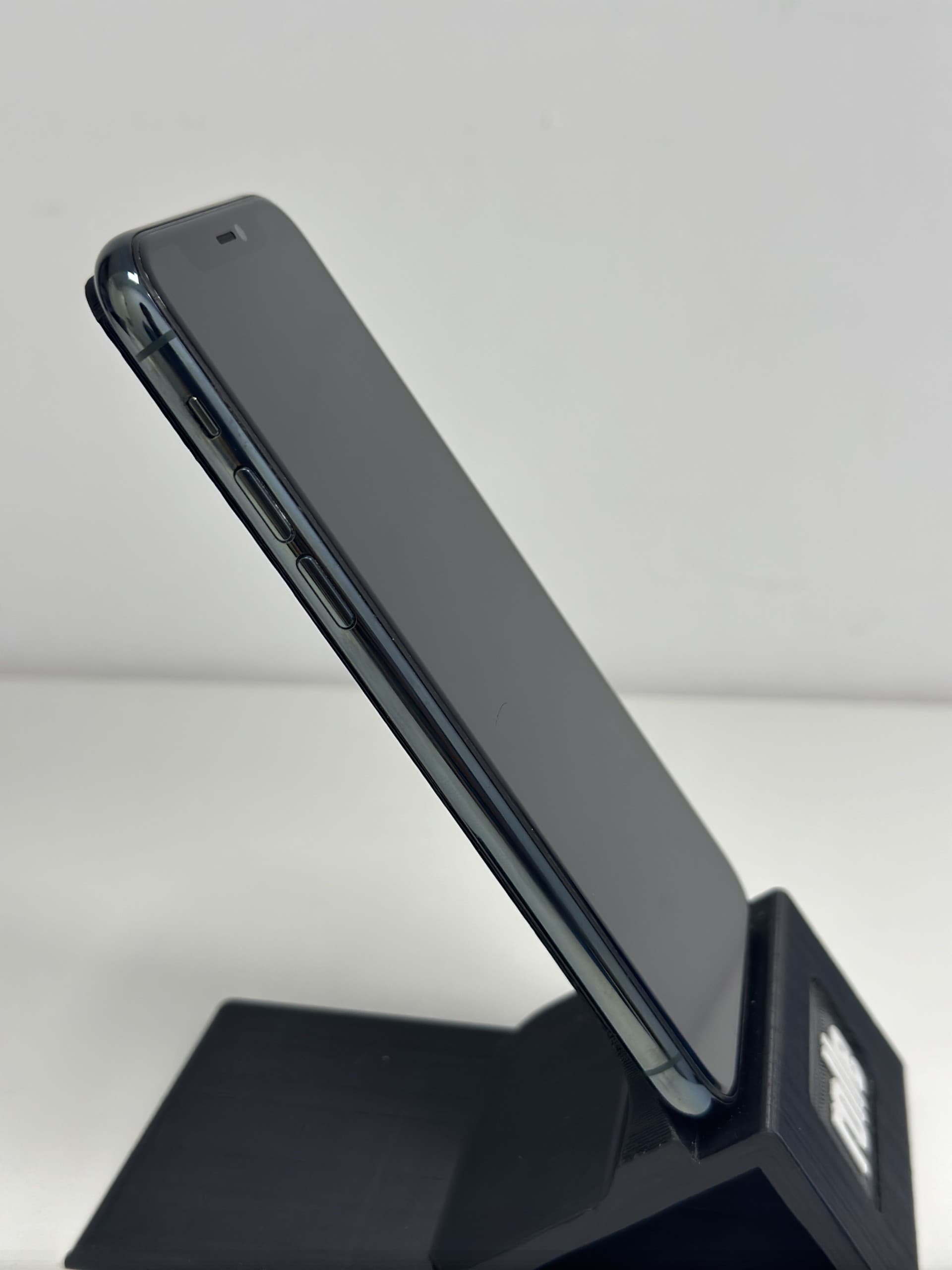 Apple iPhone 11 Pro 64GB Matte Midnight Green