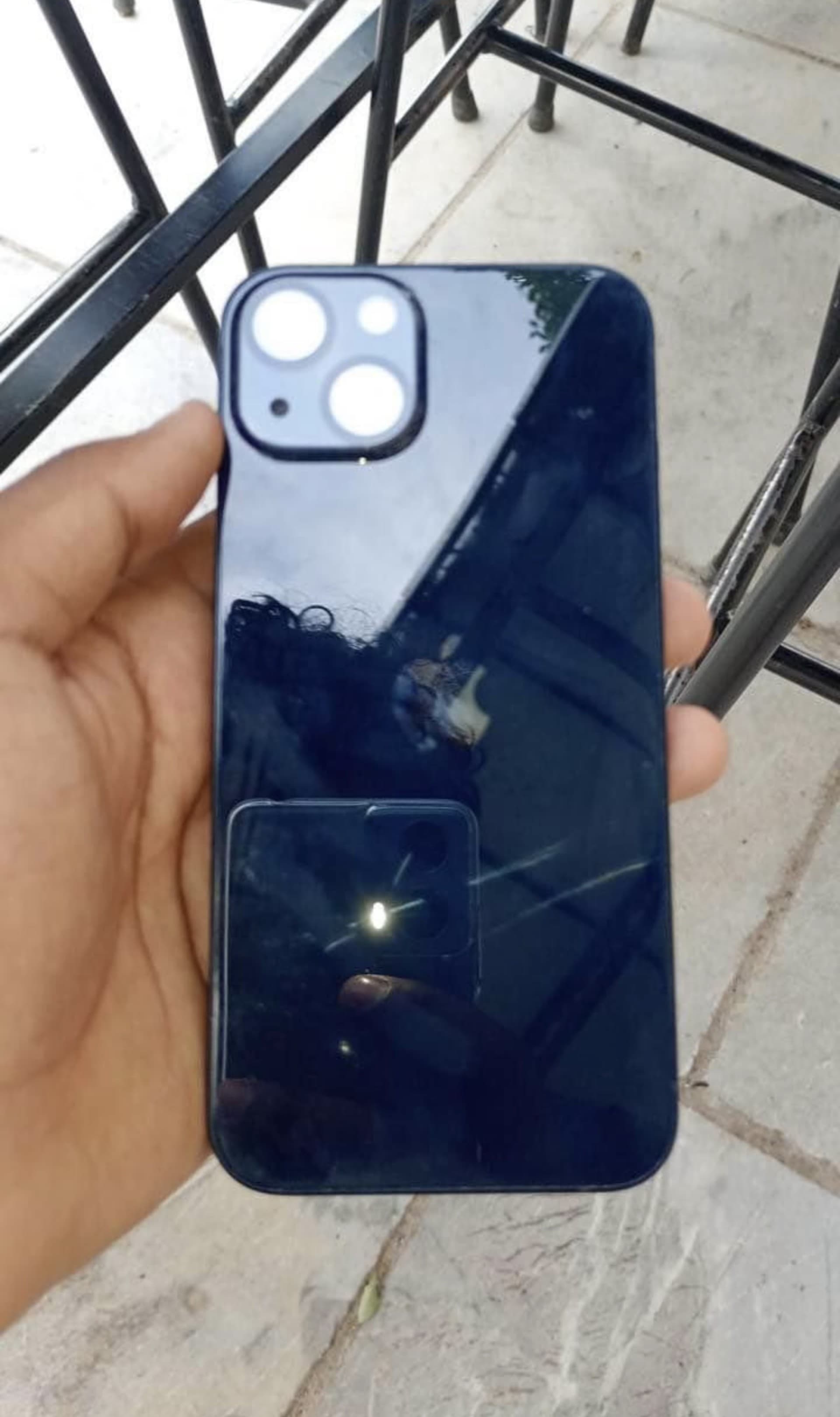 Apple iPhone 13 128GB Midnight