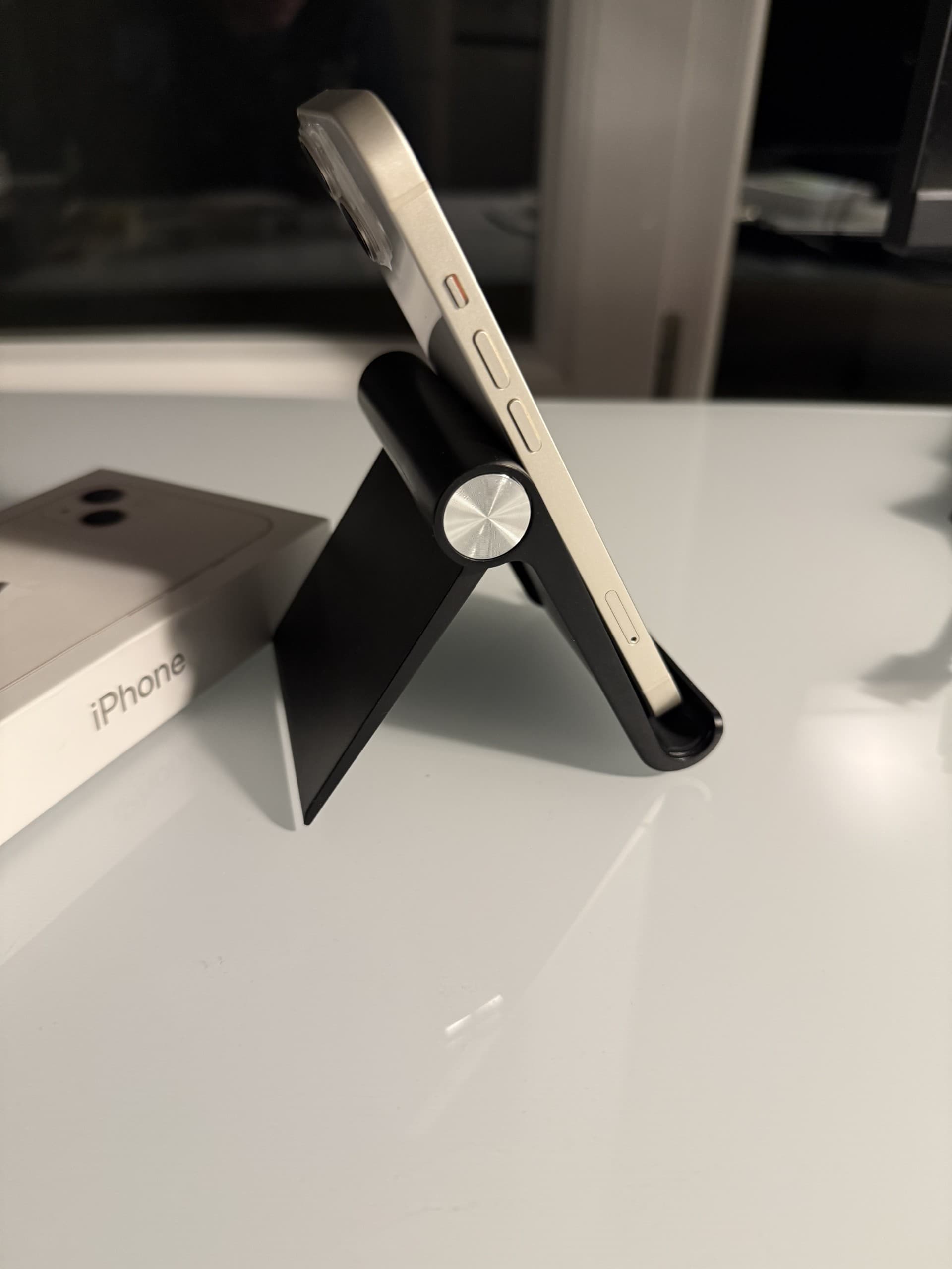 Apple iPhone 13 128GB Starlight