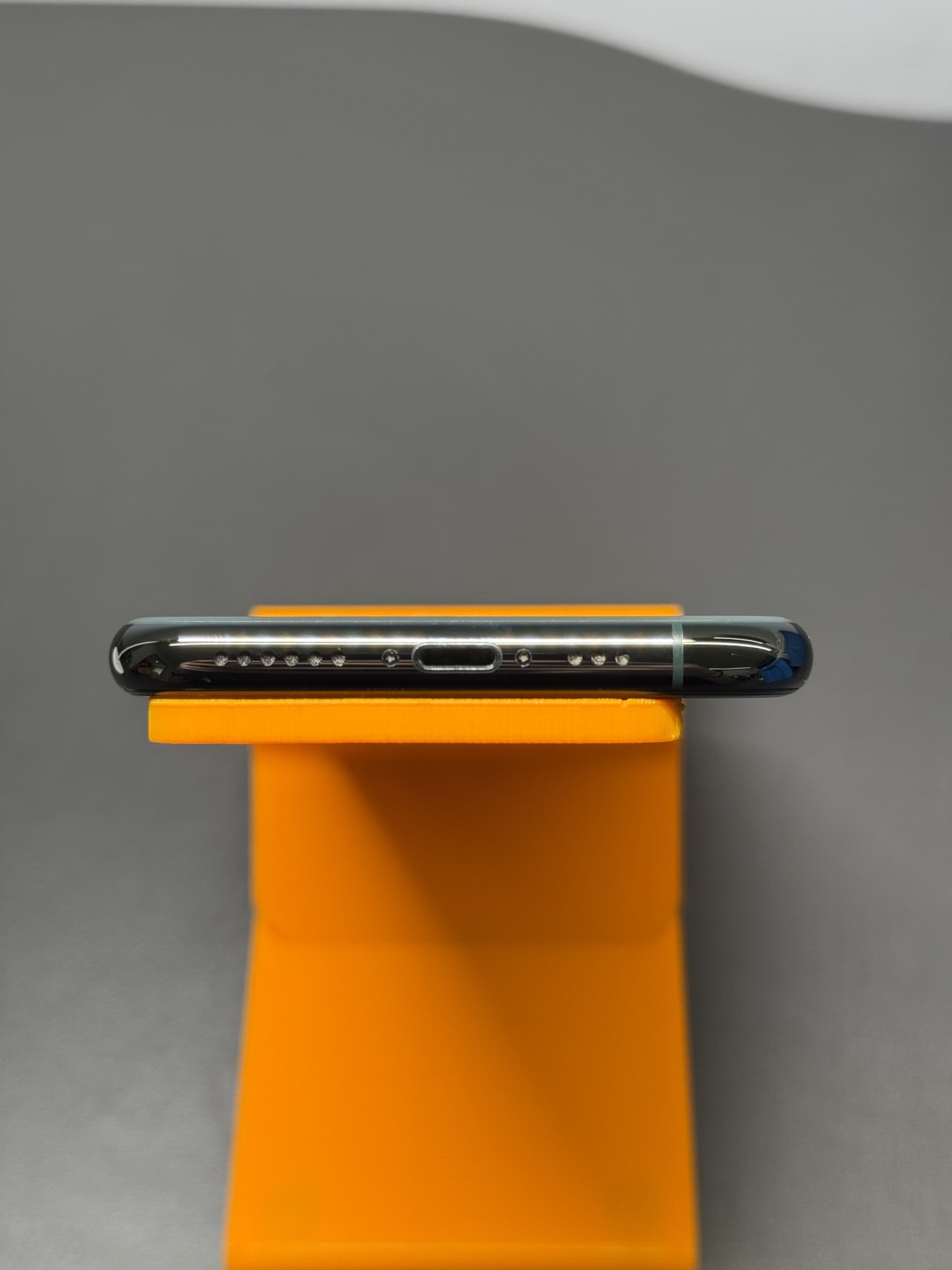 Apple iPhone 11 Pro 64GB Matte Midnight Green