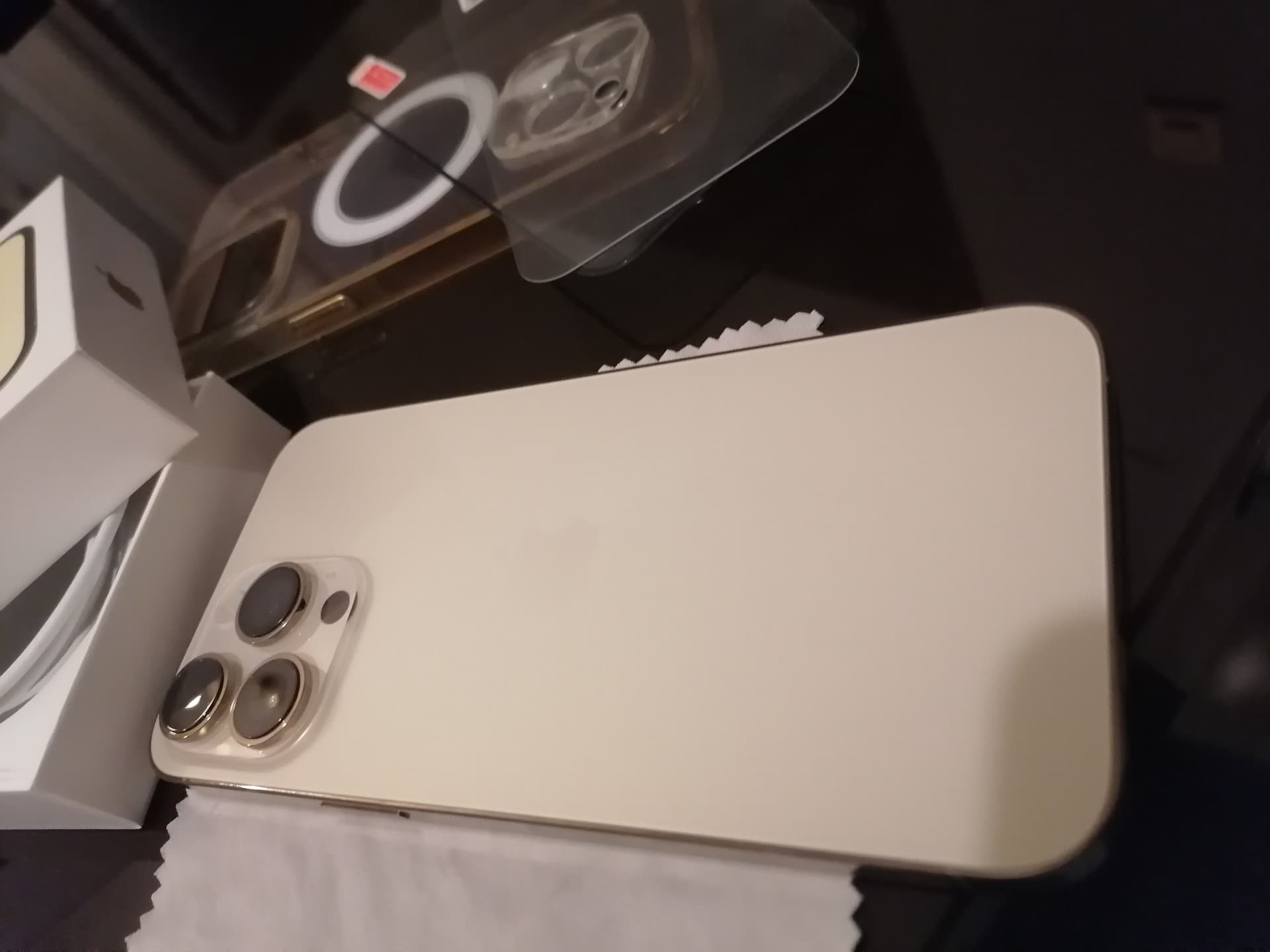 Apple iPhone 14 Pro Max 256GB Gold