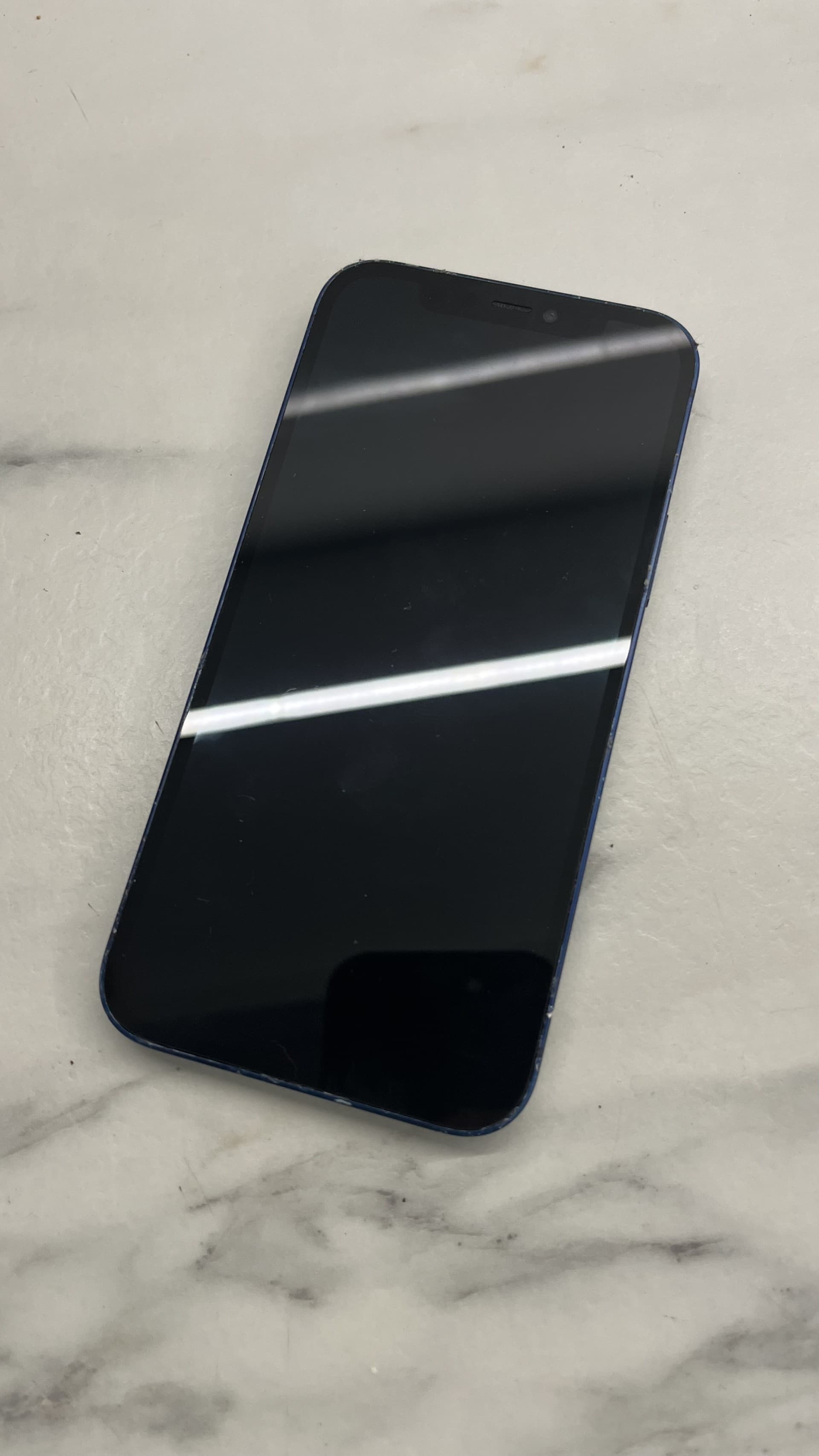 Apple iPhone 12 64GB Blue